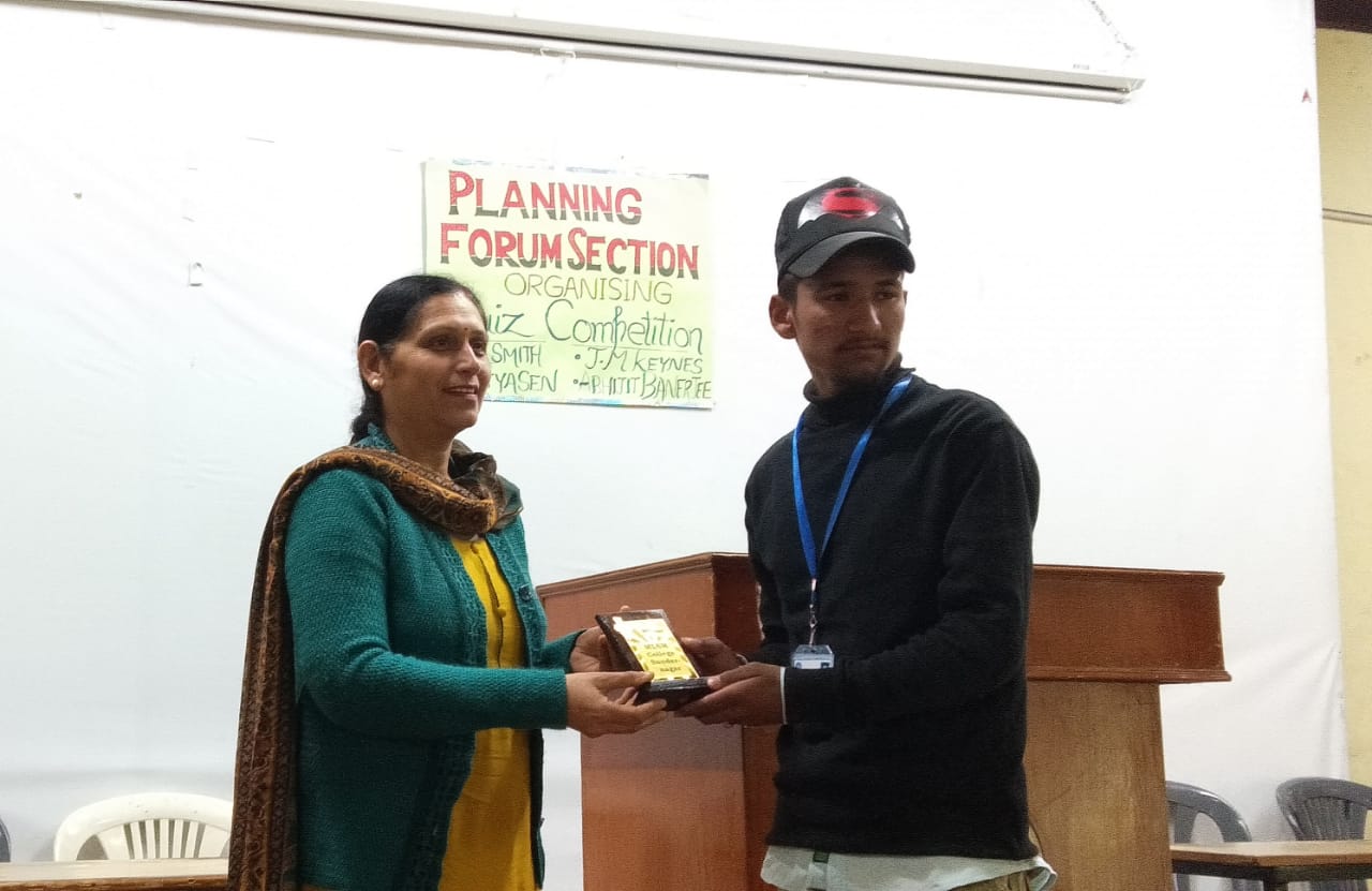 Quiz Competition under Planning Forum Section on 5th March, 2020 in College Hall
